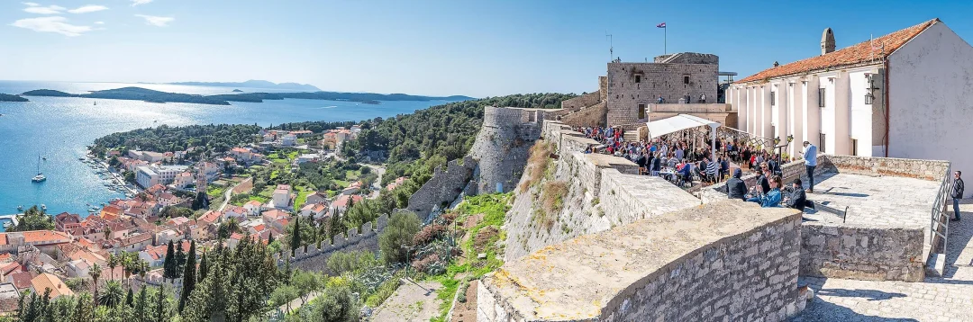Tour a Piedi del Patrimonio di Hvar